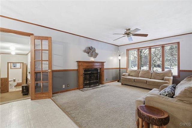 14 Parker Road, Constantia, NY 13044