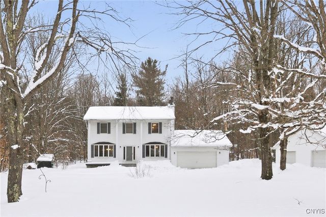 14 Parker Road, Constantia, NY 13044