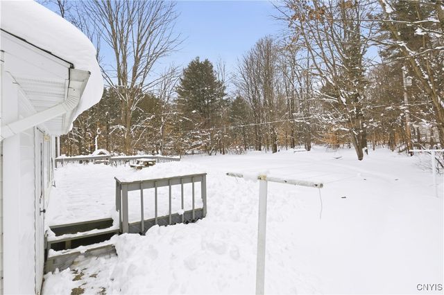 14 Parker Road, Constantia, NY 13044