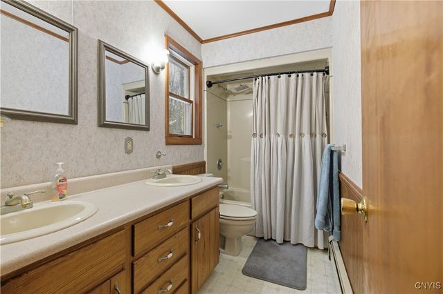 14 Parker Road, Constantia, NY 13044