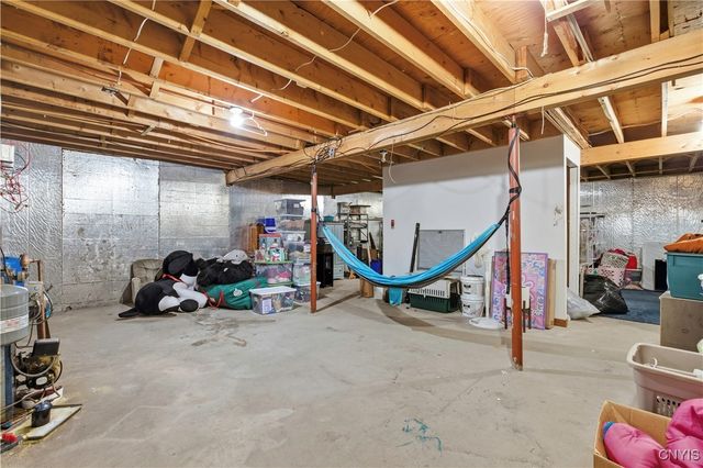 14 Parker Road, Constantia, NY 13044