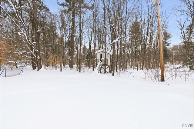 14 Parker Road, Constantia, NY 13044