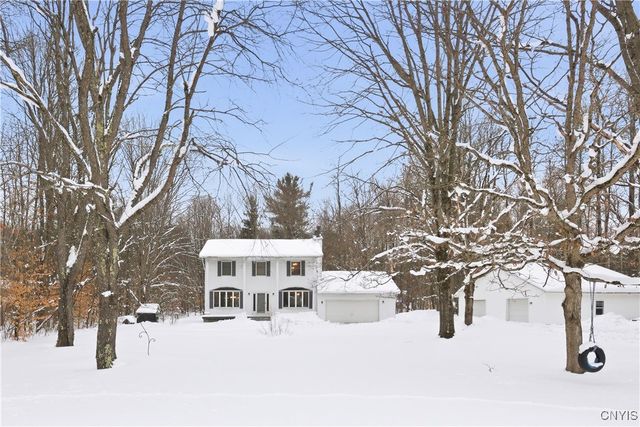 14 Parker Road, Constantia, NY 13044