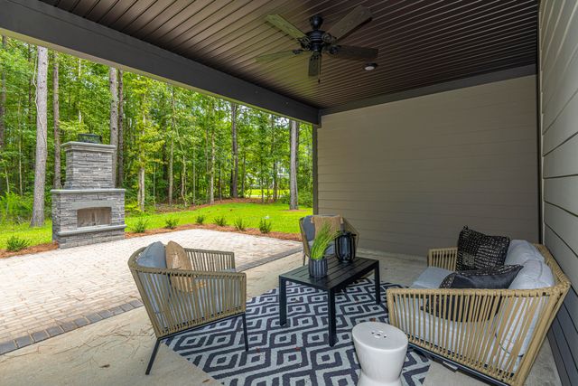 103 Augusta Pass Drive, Ridgeville, SC 29472
