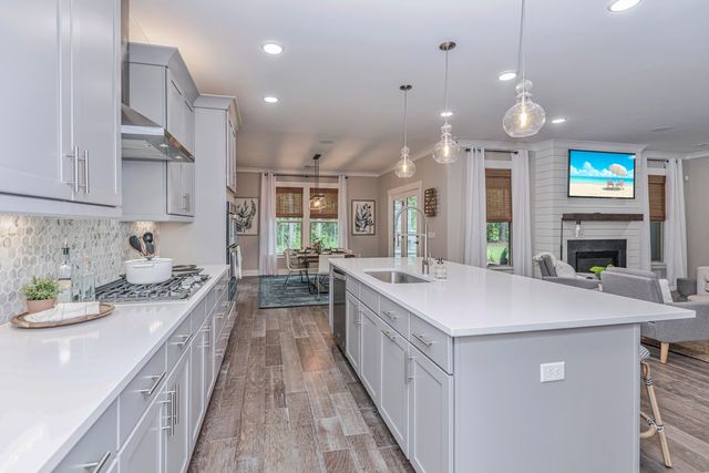 103 Augusta Pass Drive, Ridgeville, SC 29472