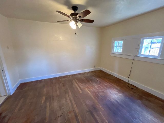 201 E Marfa Ave, Alpine, TX 79830