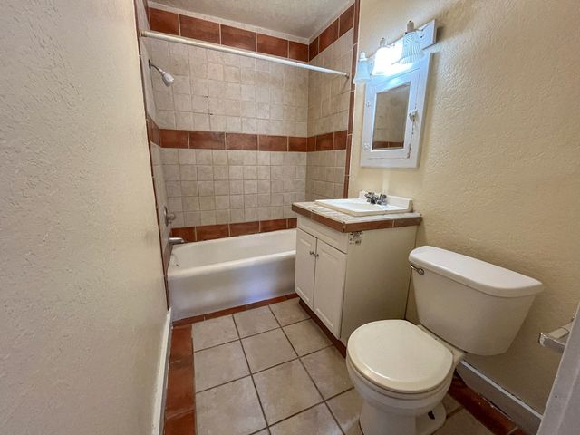 201 E Marfa Ave, Alpine, TX 79830