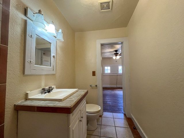 201 E Marfa Ave, Alpine, TX 79830