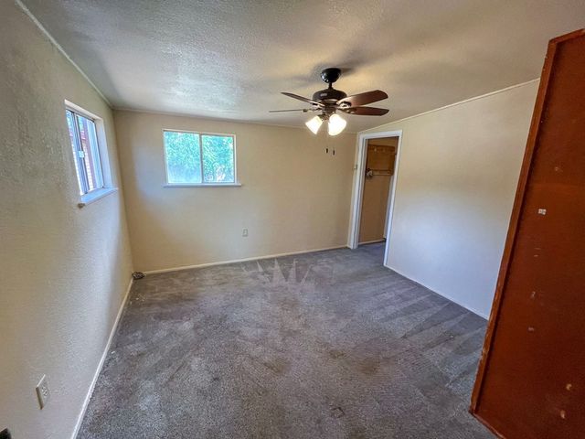 201 E Marfa Ave, Alpine, TX 79830