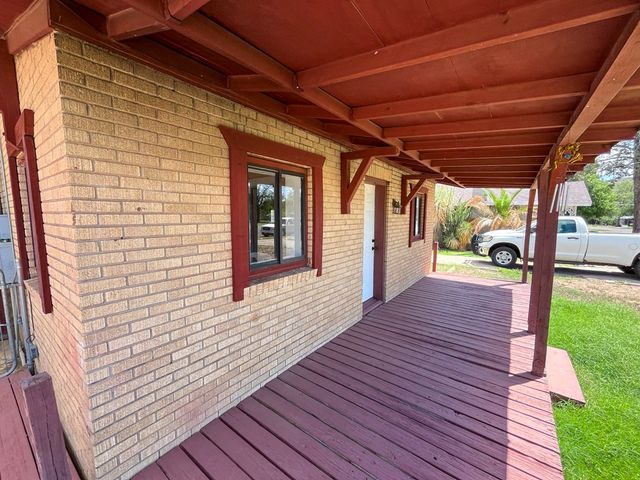 201 E Marfa Ave, Alpine, TX 79830