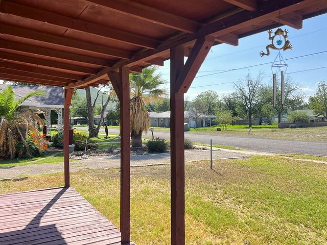 201 E Marfa Ave, Alpine, TX 79830