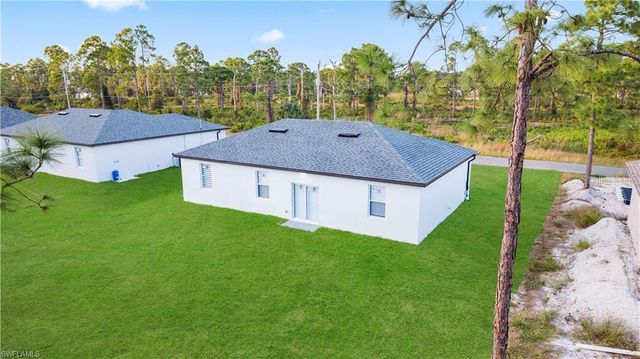 1110 GARIBALDI STREET E, Lehigh Acres, FL 33974