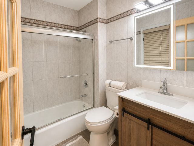 19428 Oak Avenue 83, Country Club Hills, IL 60478