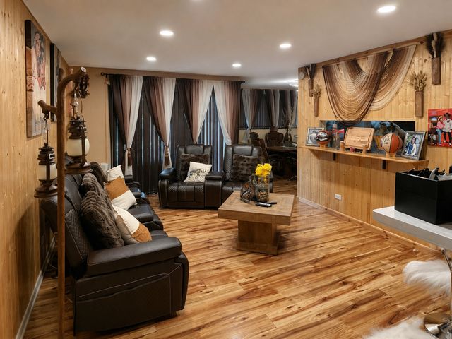 19428 Oak Avenue 83, Country Club Hills, IL 60478