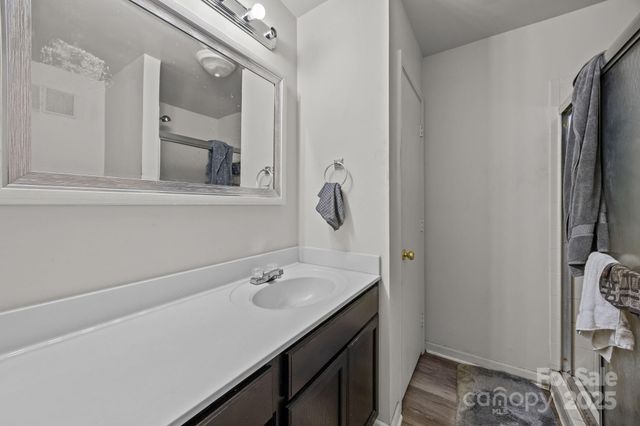 6005 Pinebark Court, Charlotte, NC 28212