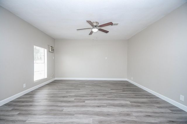 12610 Plum Meadow Lane, Houston, TX 77039