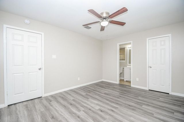 12610 Plum Meadow Lane, Houston, TX 77039