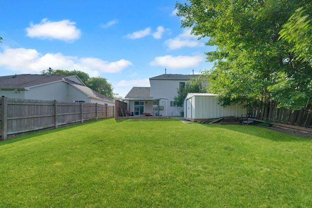 135 PINEHURST Drive, Mundelein, IL 60060