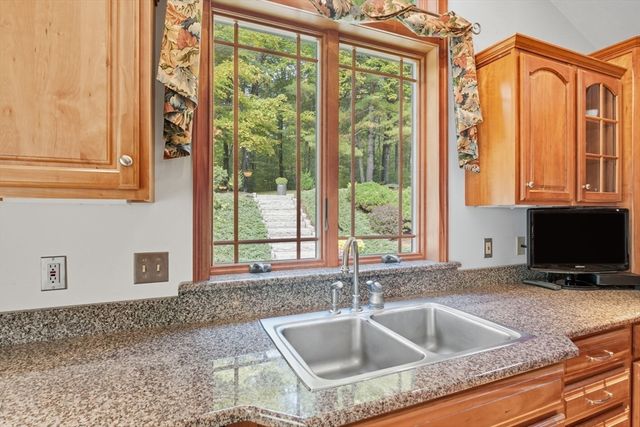 201 Belchertown Rd, Ware, MA 01082