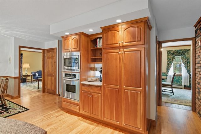 201 Belchertown Rd, Ware, MA 01082