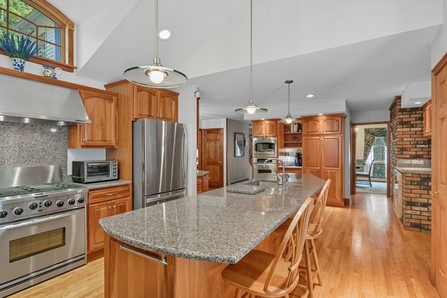 201 Belchertown Rd, Ware, MA 01082