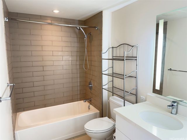 888 Kapiolani Boulevard 1802, Honolulu, HI 96813