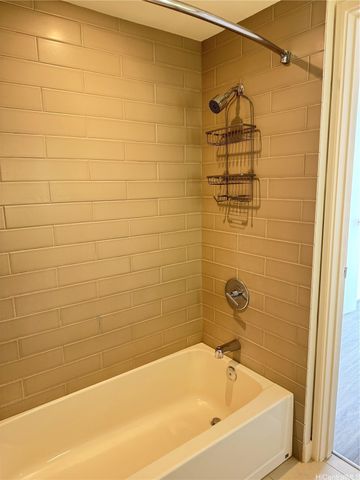 888 Kapiolani Boulevard 1802, Honolulu, HI 96813