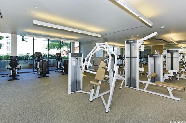 888 Kapiolani Boulevard 1802, Honolulu, HI 96813