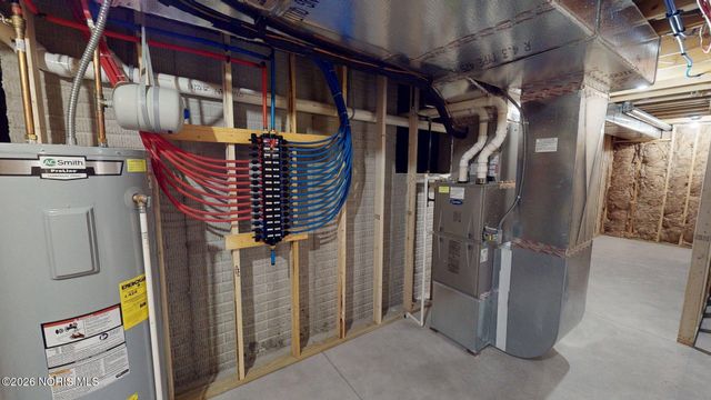 1184 Dublin Drive, Waterville, OH 43566