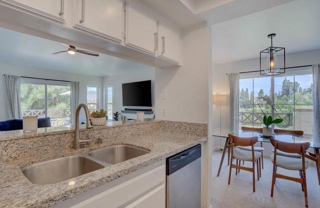 773 Brookstone Rd 304, Chula Vista, CA 91913