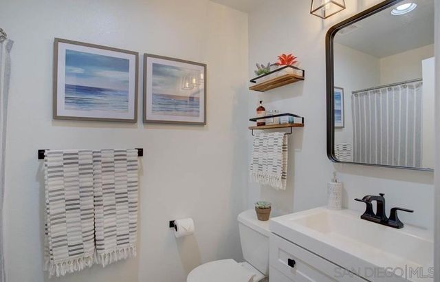 773 Brookstone Rd 304, Chula Vista, CA 91913