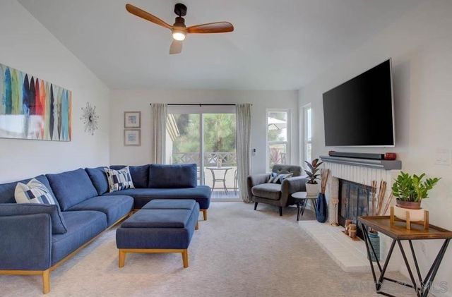 773 Brookstone Rd 304, Chula Vista, CA 91913