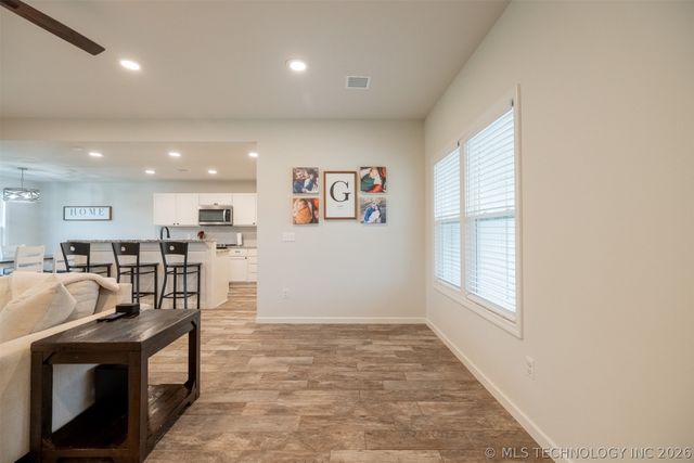 413 E Jean Pierre Street, Chouteau, OK 74337