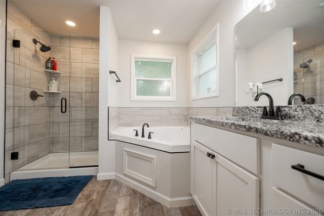 413 E Jean Pierre Street, Chouteau, OK 74337