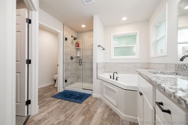 413 E Jean Pierre Street, Chouteau, OK 74337