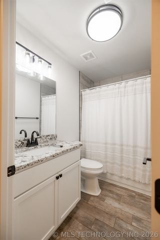 413 E Jean Pierre Street, Chouteau, OK 74337