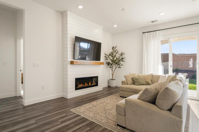 7991 Combine Way, Antelope, CA 95843