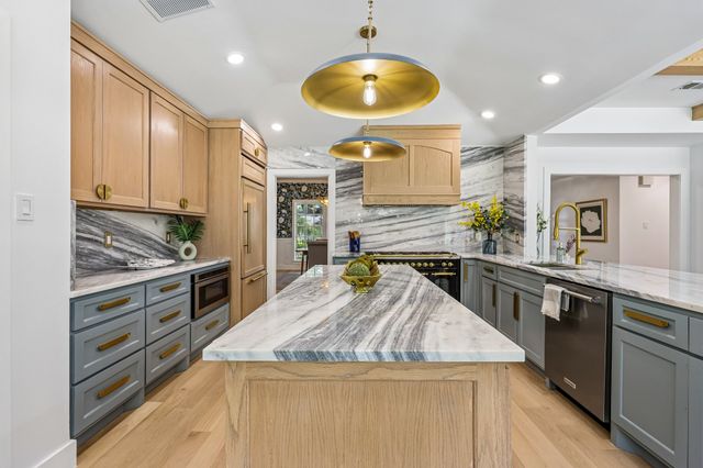 6707 Rolling Vista Drive, Dallas, TX 75248