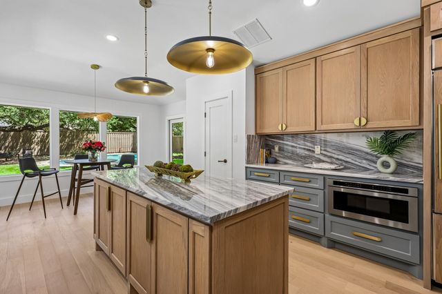 6707 Rolling Vista Drive, Dallas, TX 75248