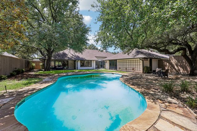 6707 Rolling Vista Drive, Dallas, TX 75248