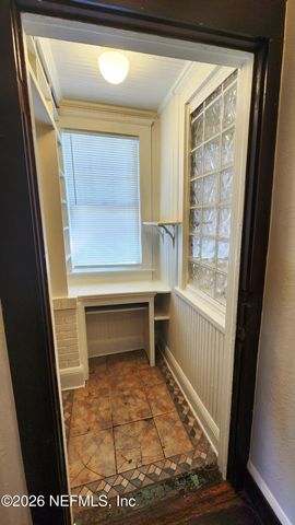 2036 MONCRIEF Road, Jacksonville, FL 32209