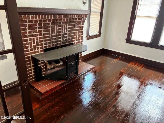 2036 MONCRIEF Road, Jacksonville, FL 32209