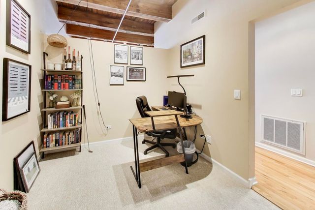 520 W HURON Street 409, Chicago, IL 60654