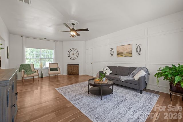 9027 Leah Meadow Lane, Charlotte, NC 28227