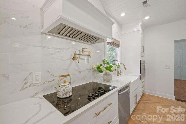 9027 Leah Meadow Lane, Charlotte, NC 28227