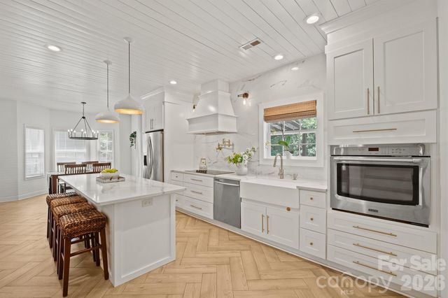 9027 Leah Meadow Lane, Charlotte, NC 28227