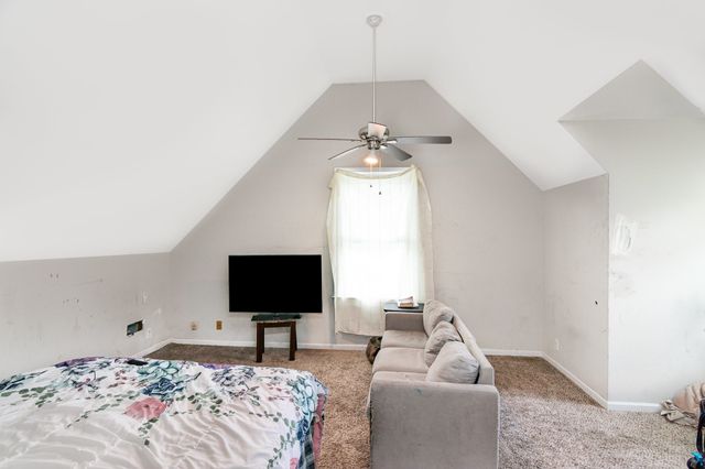 408 Helton Dr, Clarksville, TN 37042