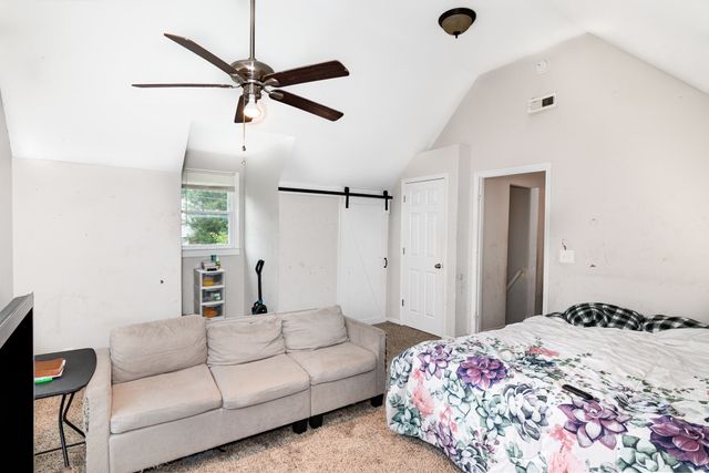 408 Helton Dr, Clarksville, TN 37042