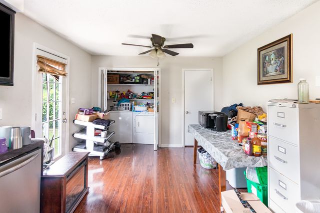 408 Helton Dr, Clarksville, TN 37042