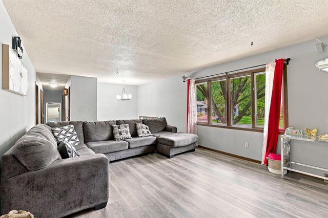 10048 Upton Road, Bloomington, MN 55431
